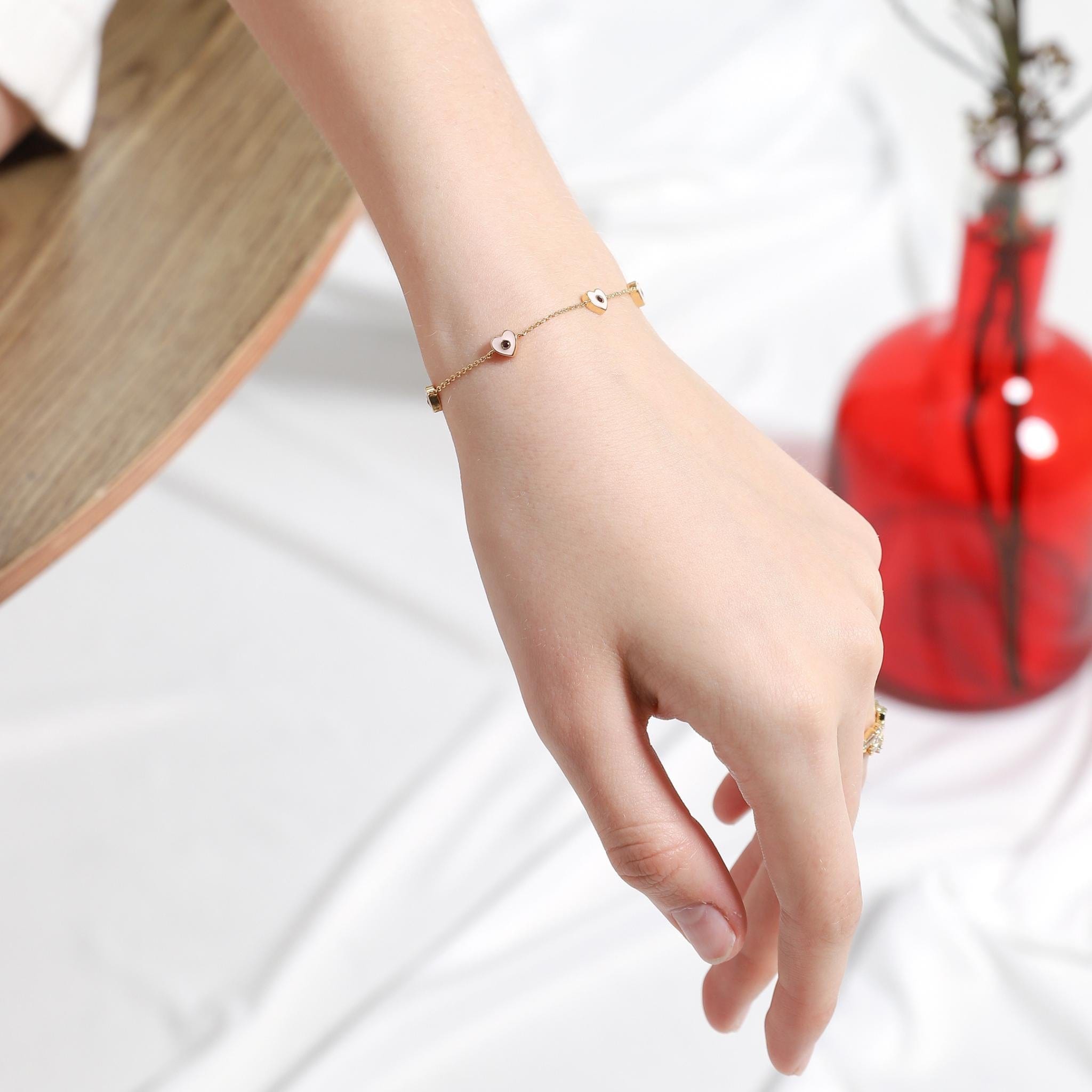 TAI JEWELRY | Heart Enamel Chain Bracelet | Bracelet |