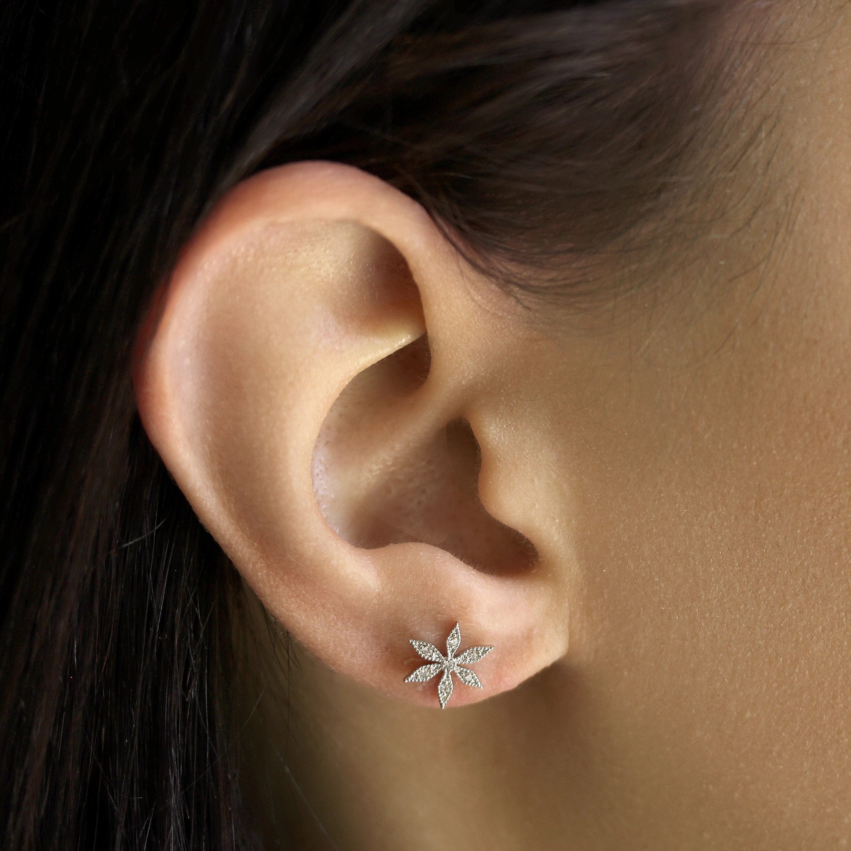 TAI JEWELRY | Flower Post Earring | Earrings |