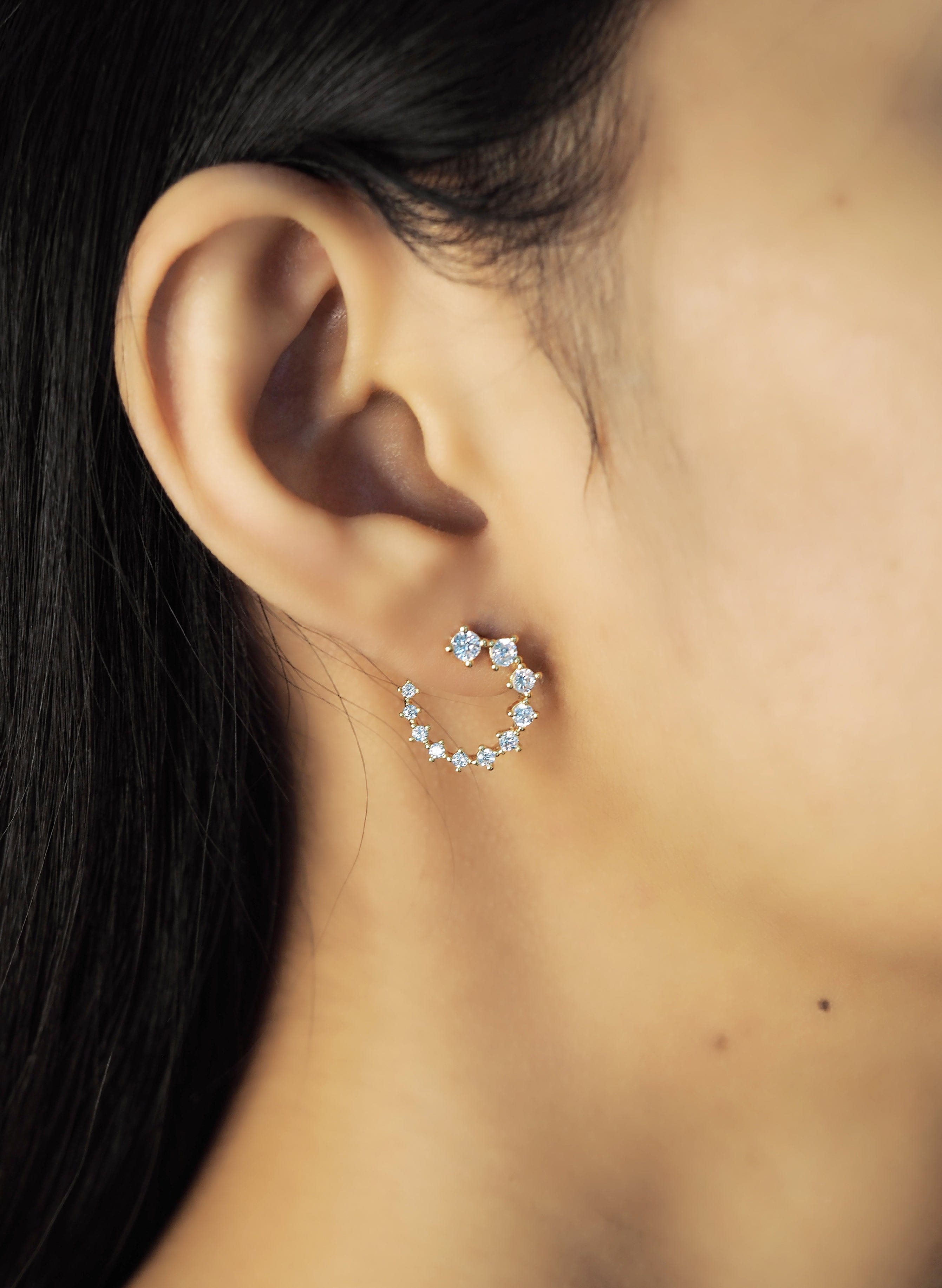 TAI JEWELRY Earrings Front Facing Graduated Cz Hoop