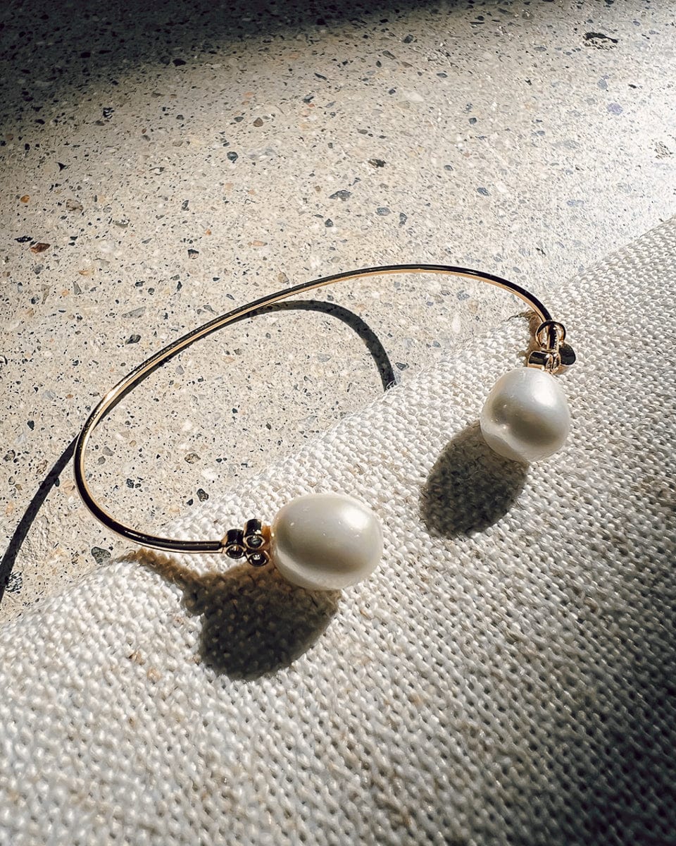 TAI JEWELRY Bracelet Small Pearl And Cz Open Cuff
