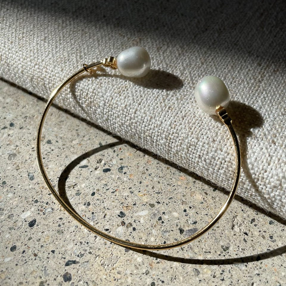 TAI JEWELRY Bracelet Small Pearl And Cz Open Cuff